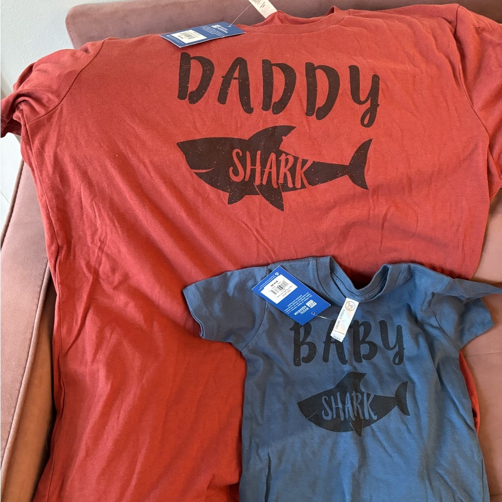Daddy and Baby Shark T-Shirt Set (L & size 2)